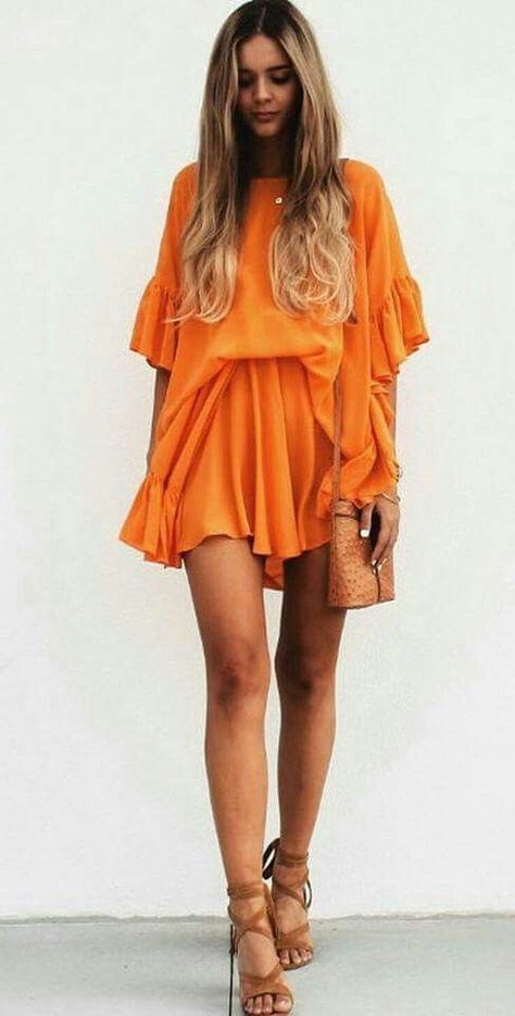 Increíbles outfits naranja el color del verano | Belleza