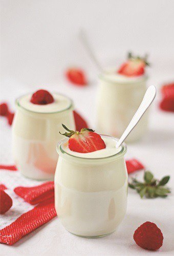 yogurt - Alimentos Que Puedes Consumir Por La Noche Sin Subir De Peso